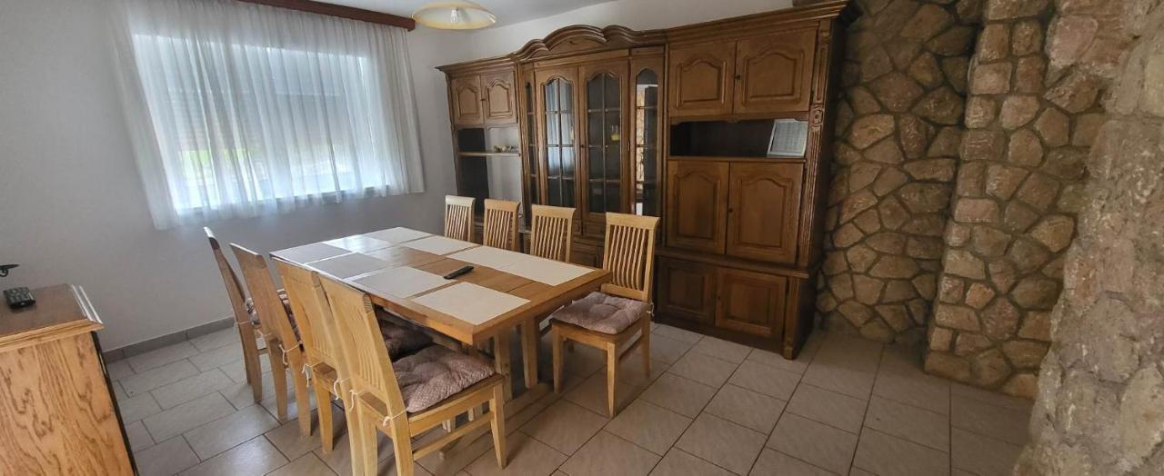 Polje Kuca Za Odmor Vugica别墅 外观 照片