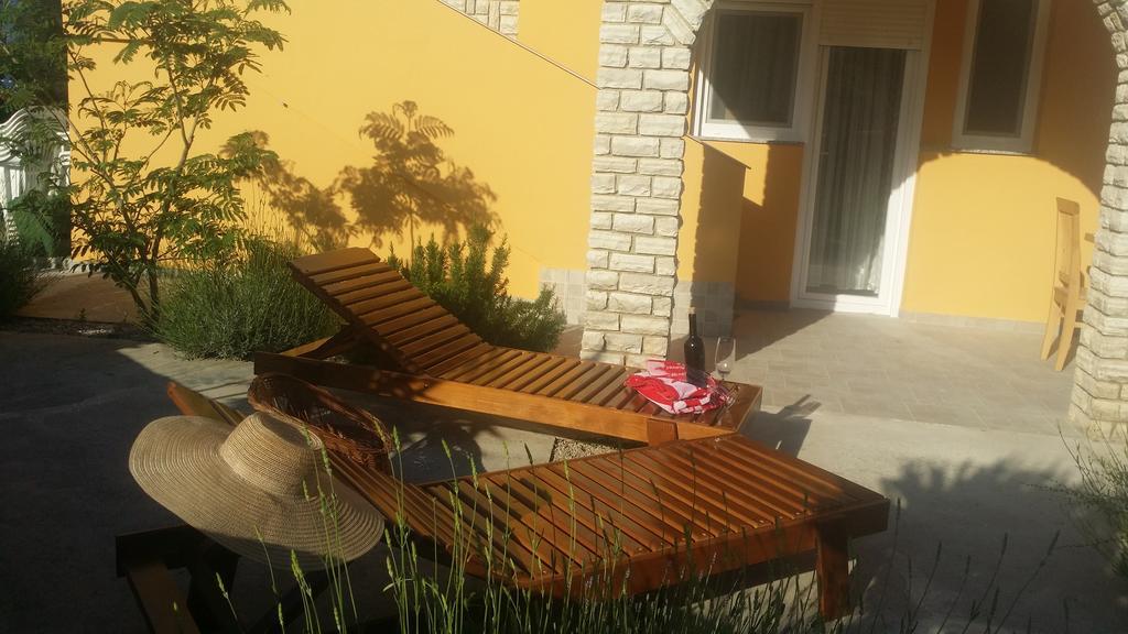 Polje Kuca Za Odmor Vugica别墅 外观 照片